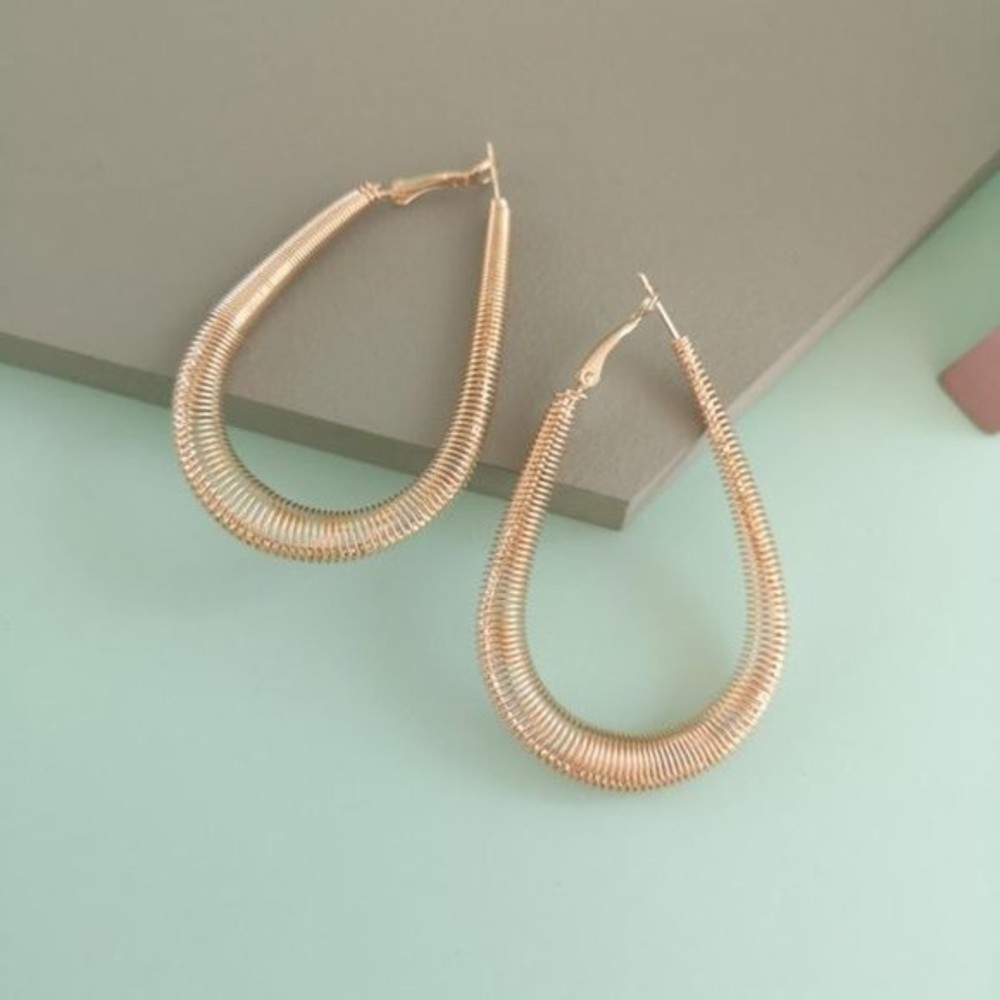 Gold Water Tear Drop Loop Pierced Spiral Shaped Hanging Wiry Earrings
